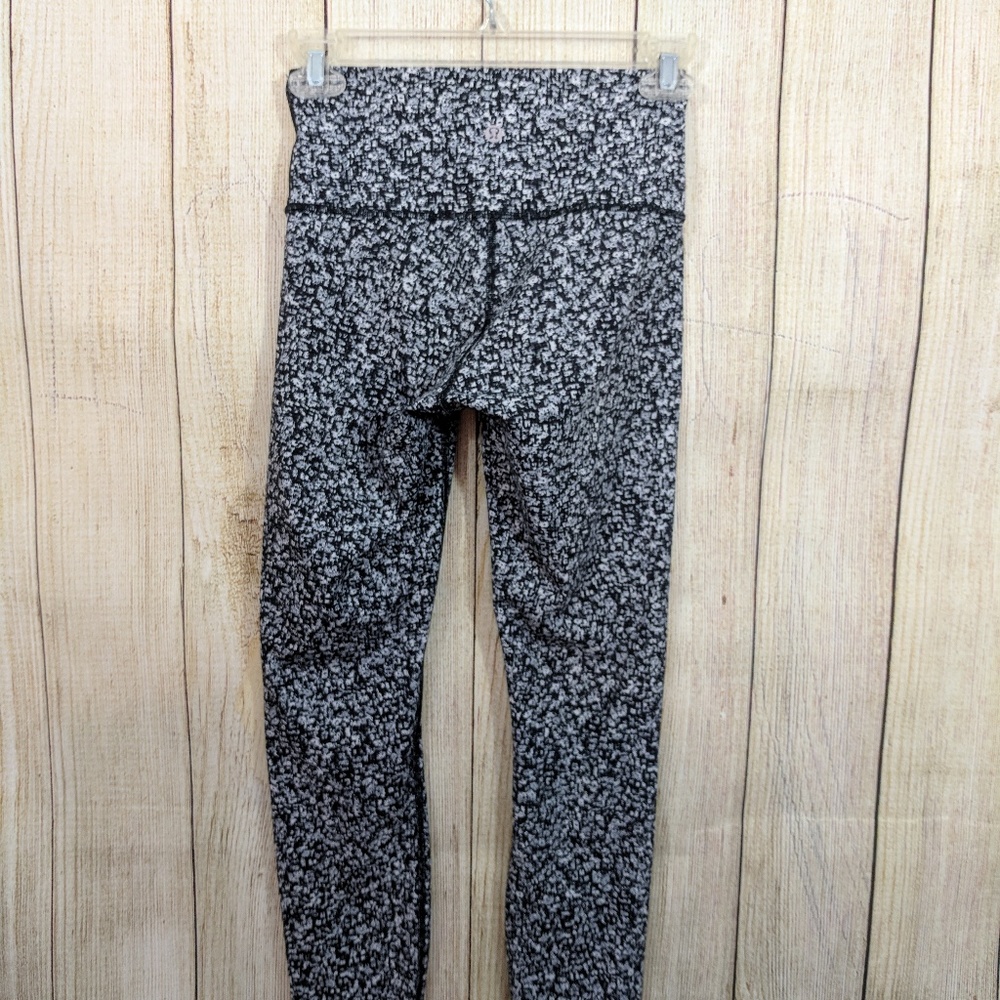 Lululemon Wunder Under Pant (Hi-Rise) - Picture 4 of 7
